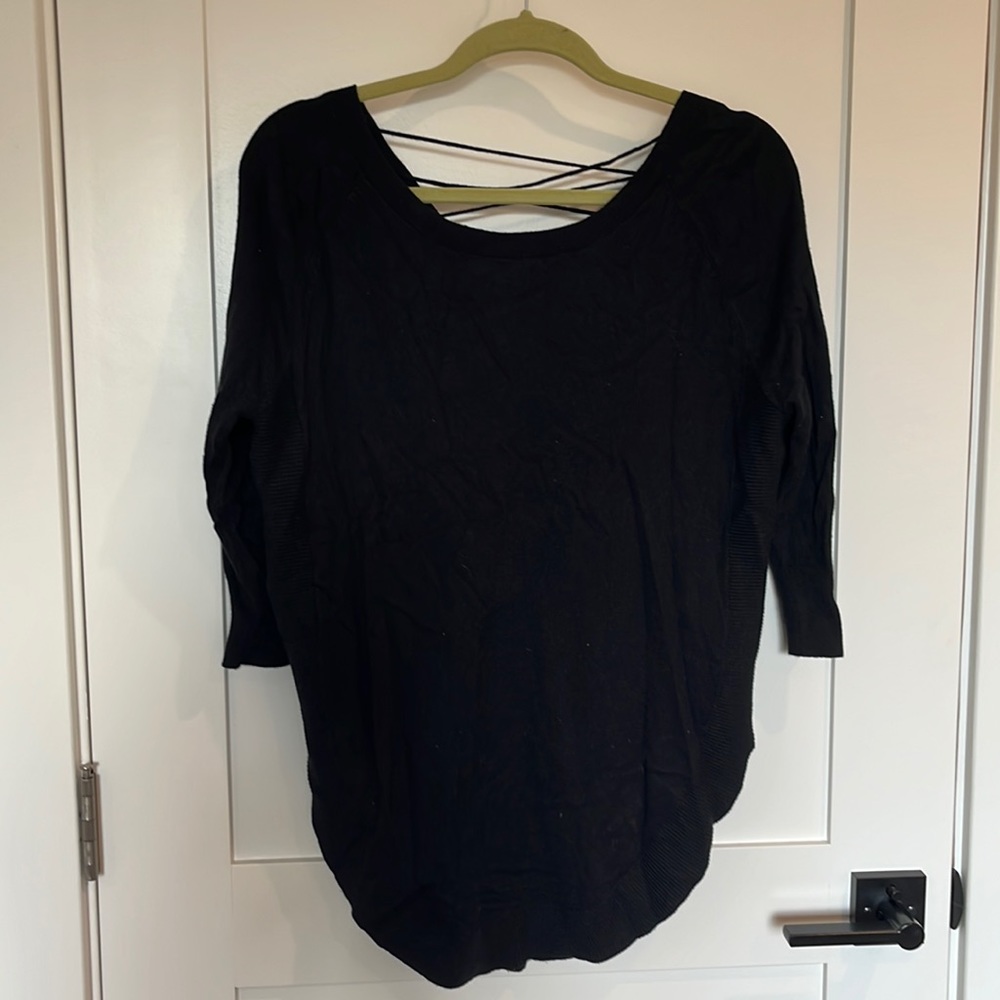 Black criss-cross v back sweater
